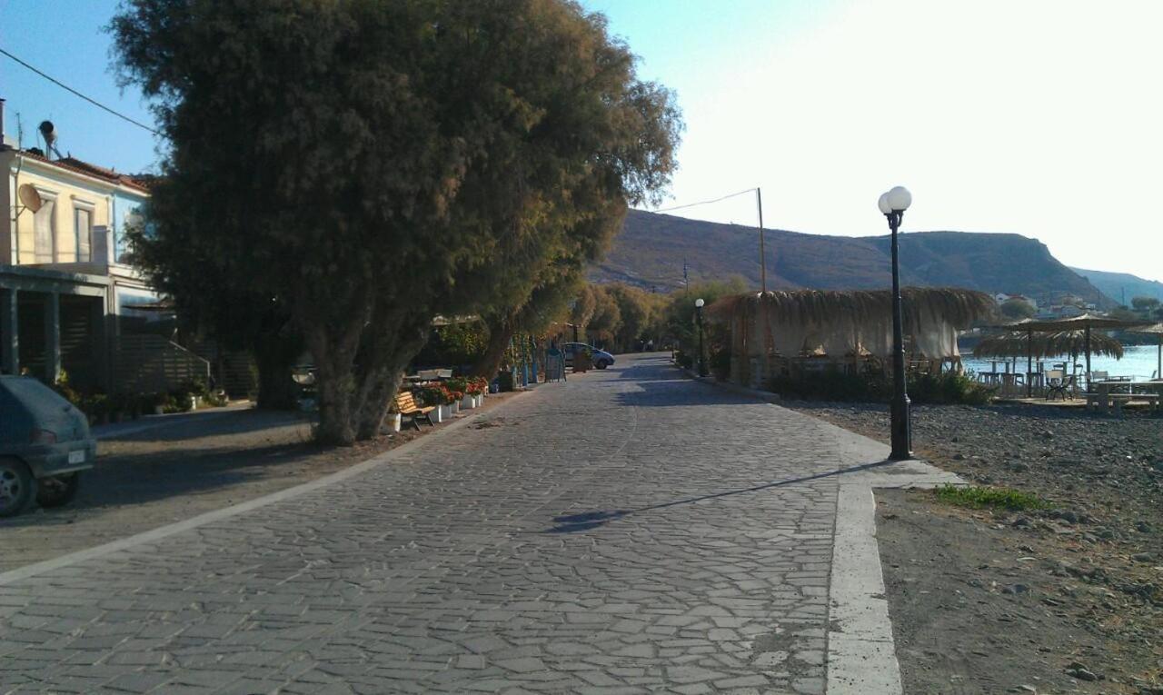 Sea Front Two Bedroom House In Lesvos Tavari Exterior photo